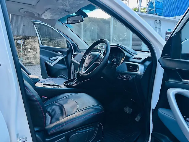 Used MG Hector [2021-2023] Shine 1.5 Petrol Turbo CVT in Guwahati