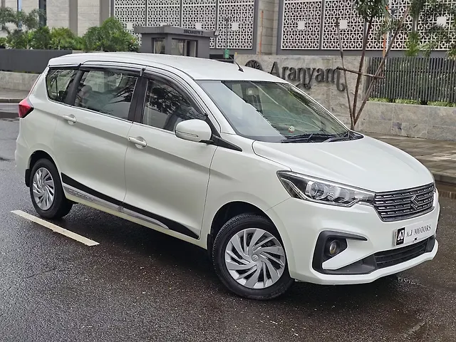 Used 2022 Maruti Suzuki Ertiga in Thane