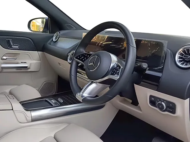 Used Mercedes-Benz GLA 200 in Delhi