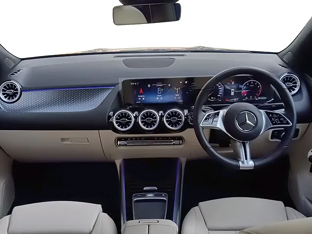 Used Mercedes-Benz GLA 200 in Delhi
