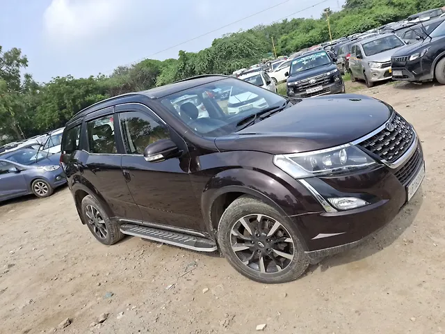 Used Mahindra XUV500 W11 AT in Delhi