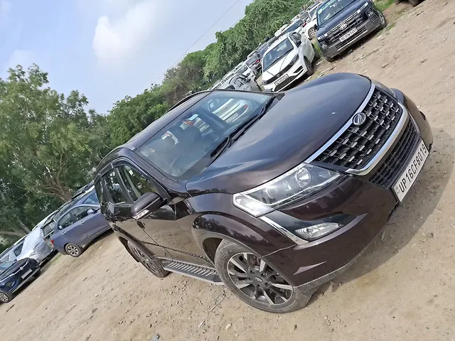Used Mahindra XUV500 W11 AT in Delhi