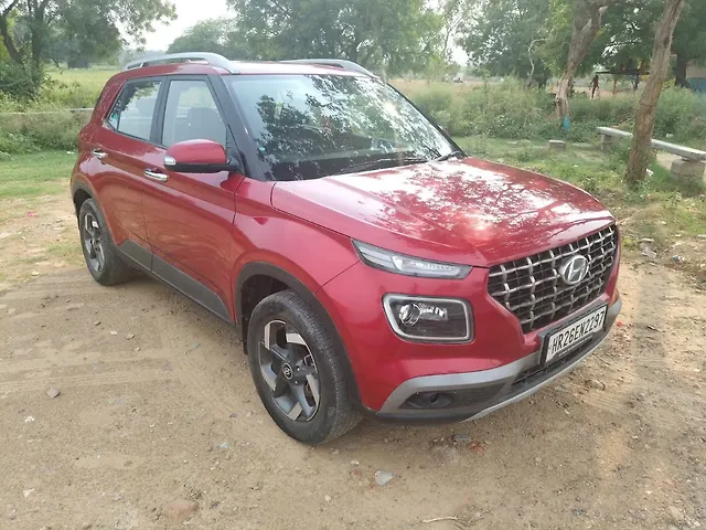 Used 2021 Hyundai Venue in Delhi