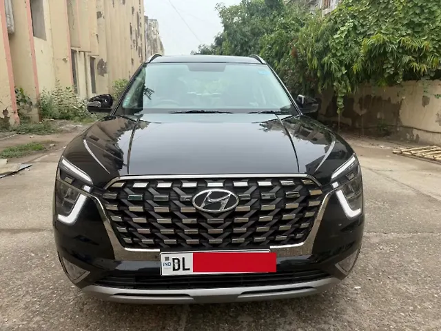 Used 2023 Hyundai Alcazar in Delhi