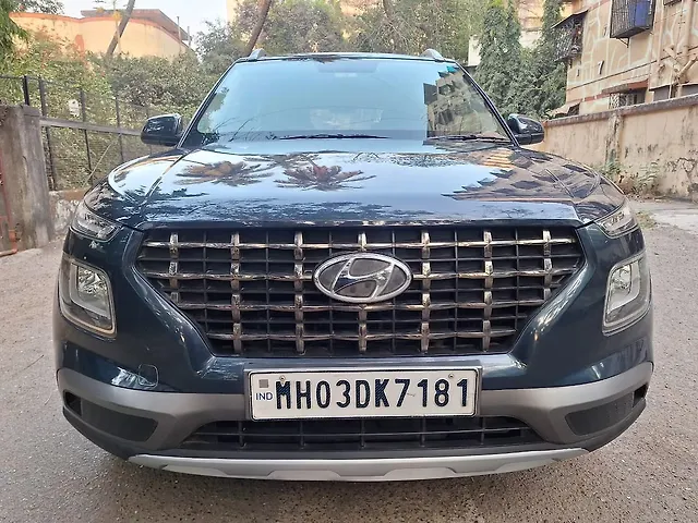 Used 2021 Hyundai Venue in Mumbai