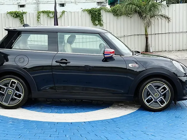 Used MINI Cooper SE 3-Door in Delhi