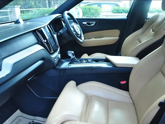 Used Volvo XC60 [2017-2021] Inscription [2017-2020] in Delhi