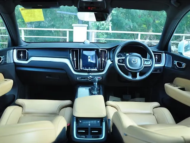 Used Volvo XC60 [2017-2021] Inscription [2017-2020] in Delhi