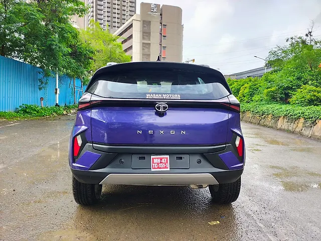 Used Tata Nexon Fearless Plus (S) 1.2 Petrol 6MT Dual Tone [2023-2025] in Mumbai