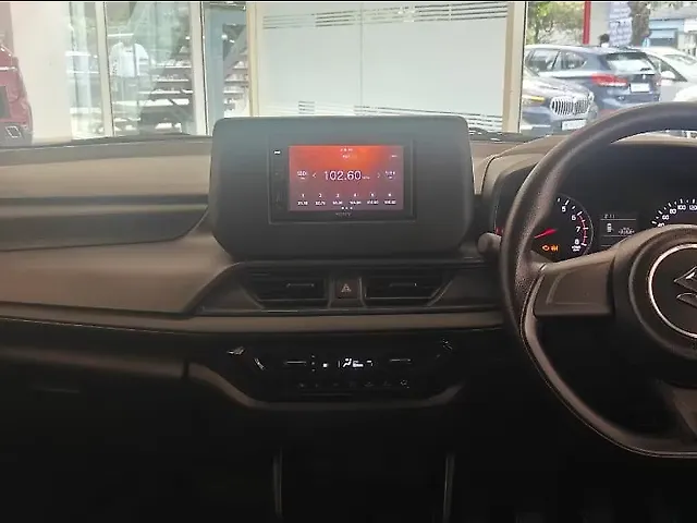 Used Maruti Suzuki Swift [2021-2024] LXi in Delhi