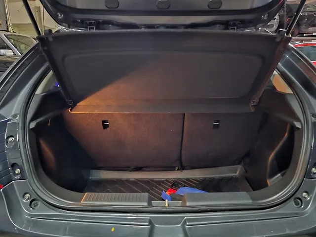 Used Maruti Suzuki Baleno Zeta AGS in Mumbai