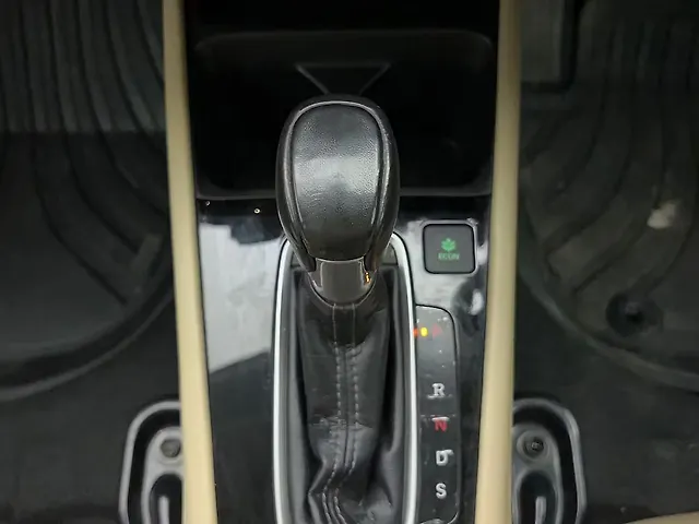 Used Honda City 4th Generation ZX CVT Petrol [2017-2019] in Mumbai