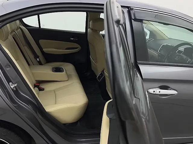 Used Honda City 4th Generation ZX CVT Petrol [2017-2019] in Mumbai