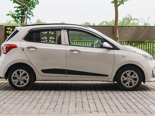 Used Hyundai Grand i10 Sportz (O) 1.2 Kappa VTVT [2017-2018] in Ahmedabad