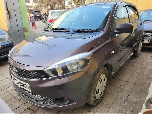 Used Tata Tiago [2016-2020] Revotorq XE [2016-2019] in Kanpur