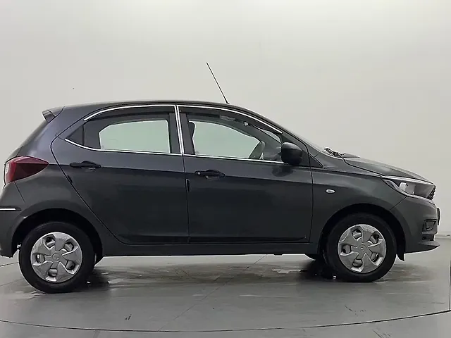 Used Tata Tiago XM iCNG [2023-2025] in Gurgaon