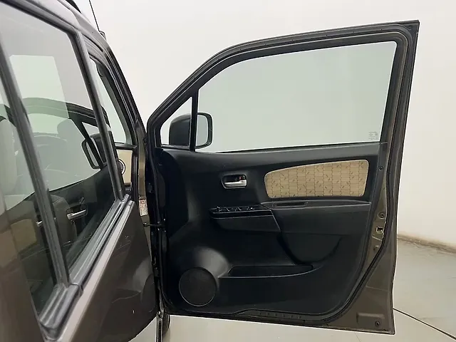 Used Maruti Suzuki Wagon R 1.0 [2014-2019] VXI in Kolkata