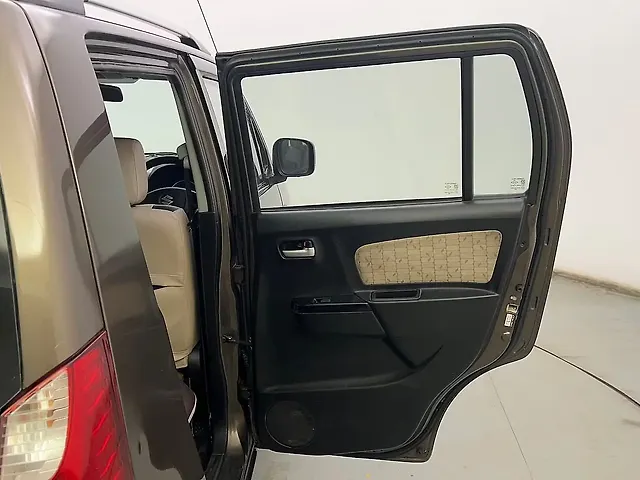 Used Maruti Suzuki Wagon R 1.0 [2014-2019] VXI in Kolkata