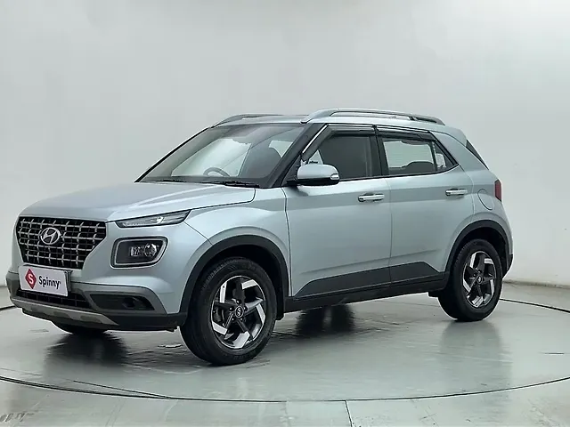Used 2022 Hyundai Venue in Thane