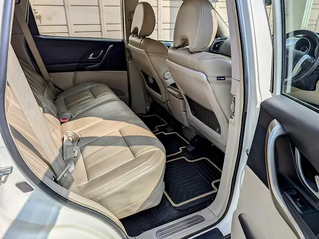 Used Mahindra XUV500 [2015-2018] W8 AT [2015-2017] in Bangalore