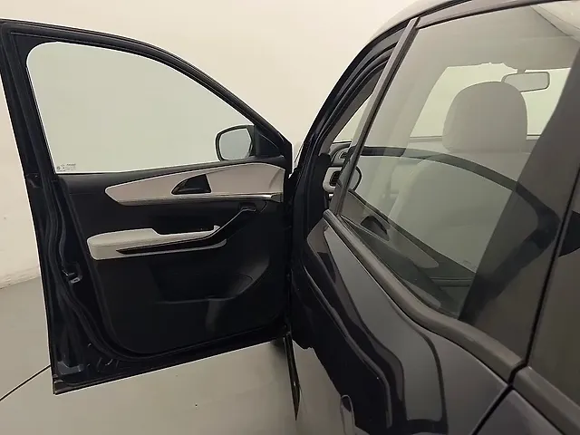Used Mahindra XUV700 AX 5 Diesel AT 5 STR [2021] in Gurgaon