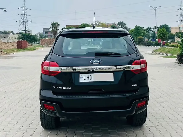Used Ford Endeavour [2016-2019] Titanium 3.2 4x4 AT in Chandigarh