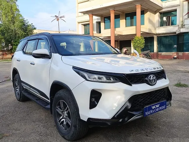 Used Toyota Fortuner [2016-2021] 2.8 4x2 AT [2016-2020] in Zirakpur