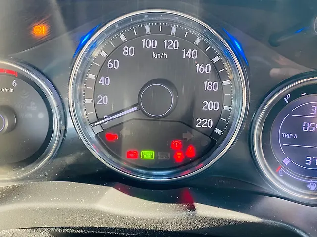 Used Honda City 4th Generation ZX Diesel in Lucknow