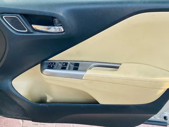 Used Honda City 4th Generation ZX Diesel in Lucknow