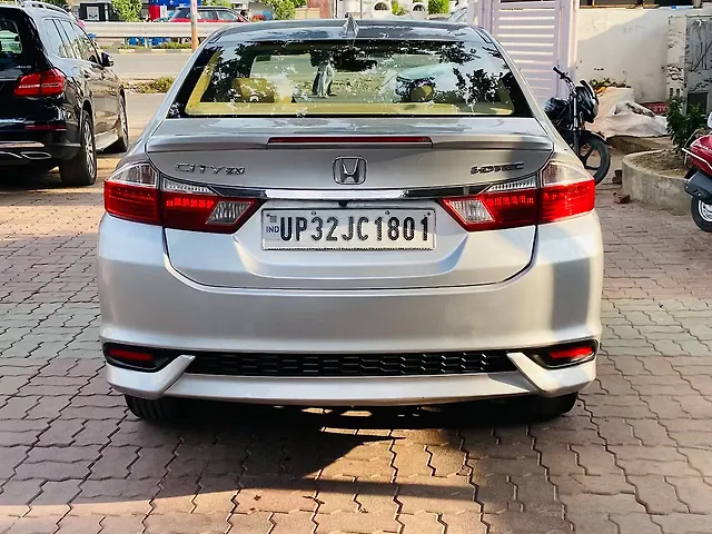 Used Honda City 4th Generation ZX Diesel in Lucknow