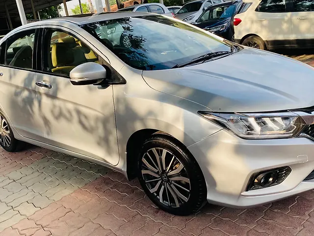 Used Honda City 4th Generation ZX Diesel in Lucknow