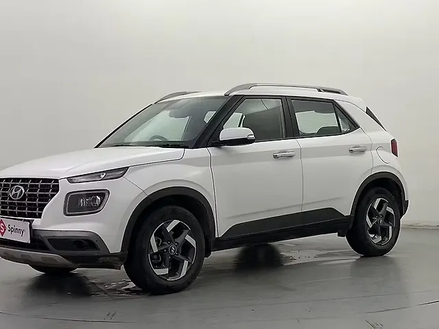 Used 2020 Hyundai Venue in Delhi