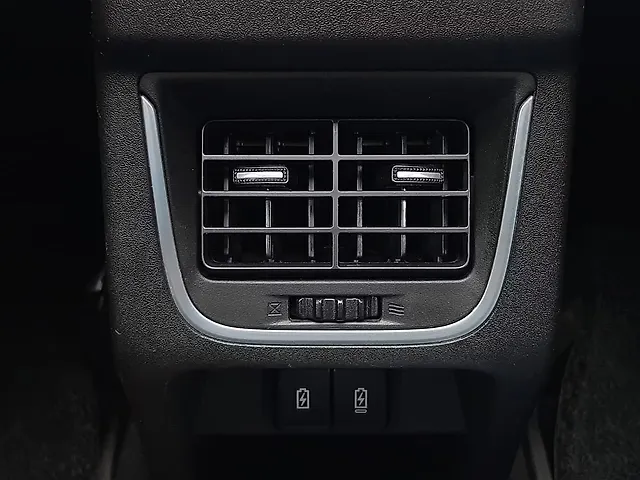 Used Maruti Suzuki Grand Vitara Alpha Smart Hybrid AT [2022-2023] in Mumbai
