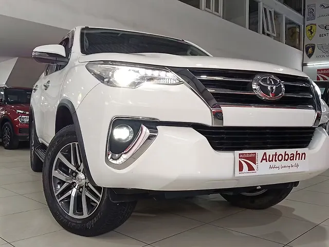 Used Toyota Fortuner [2016-2021] 2.8 4x4 AT in Bangalore
