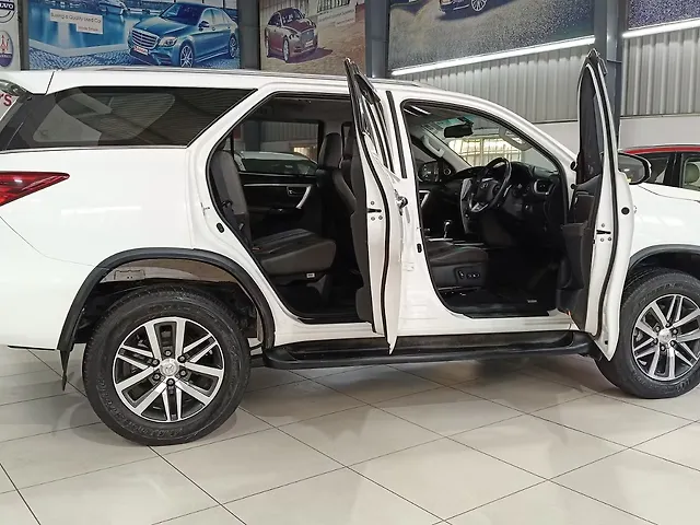 Used Toyota Fortuner [2016-2021] 2.8 4x4 AT in Bangalore