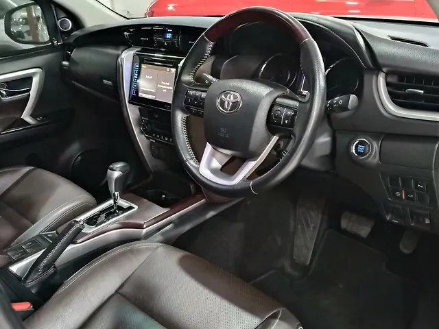 Used Toyota Fortuner [2016-2021] 2.8 4x4 AT in Bangalore