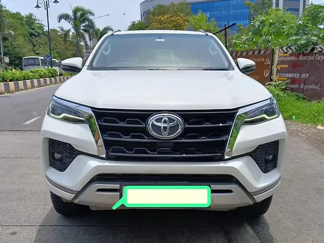 Used 2022 Toyota Fortuner in Mumbai