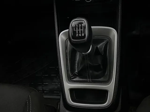 Used Hyundai Venue SX 1.5 Diesel in Delhi