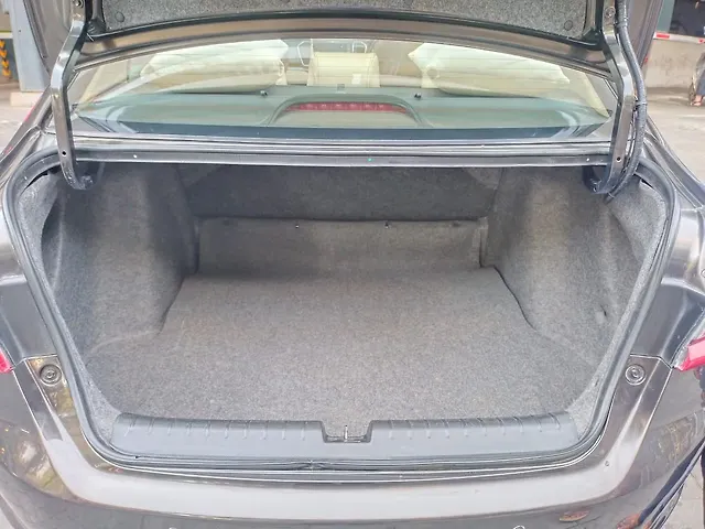 Used Honda City 4th Generation ZX CVT Petrol [2017-2019] in Mumbai