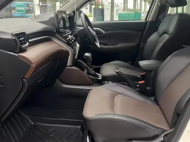 Used Toyota Urban Cruiser Hyryder V Hybrid [2023-2025] in Bangalore