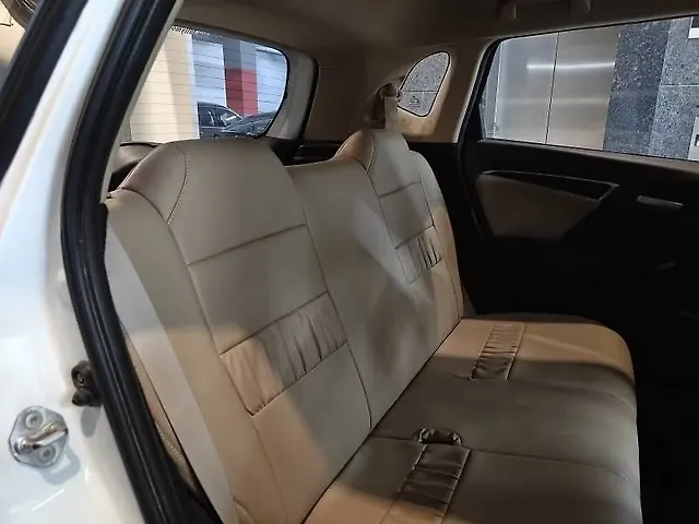 Used Honda Jazz [2015-2018] V AT Petrol in Ahmedabad