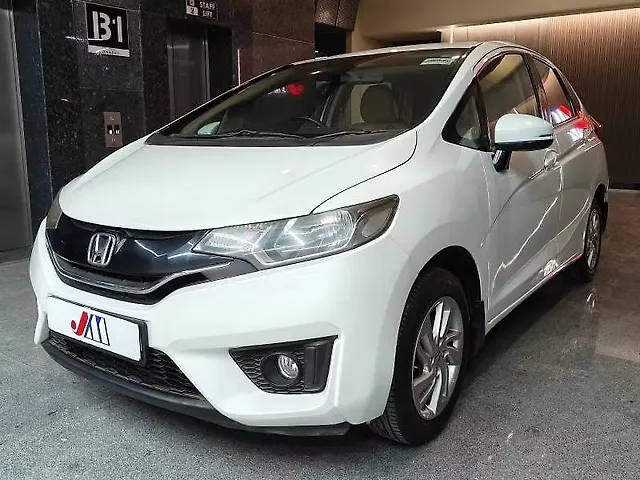 Used Honda Jazz [2015-2018] V AT Petrol in Ahmedabad