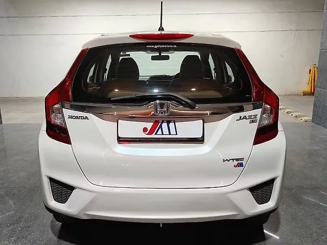 Used Honda Jazz [2015-2018] V AT Petrol in Ahmedabad