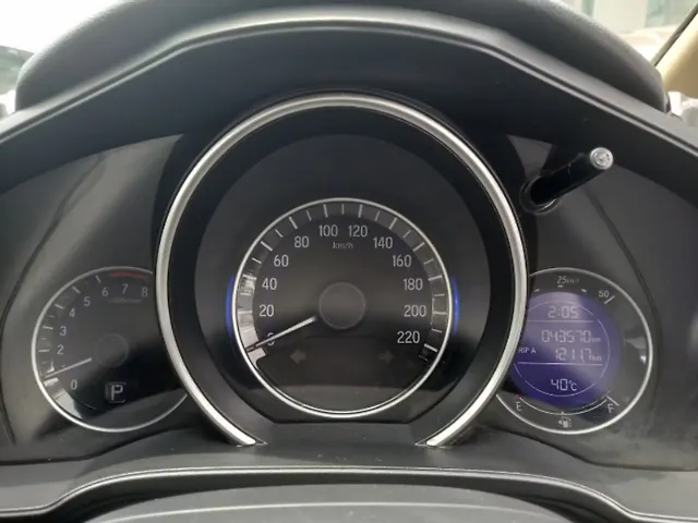 Used Honda Jazz [2015-2018] V AT Petrol in Ahmedabad