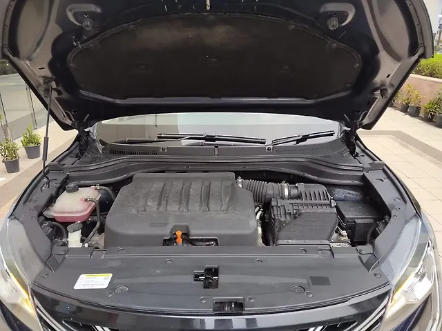 Used Mahindra XUV700 AX 5 Petrol MT 7 STR [2021] in Delhi