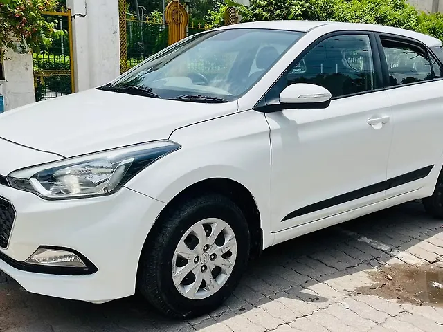 Used Hyundai Elite i20 [2017-2018] Sportz 1.2 in Kanpur