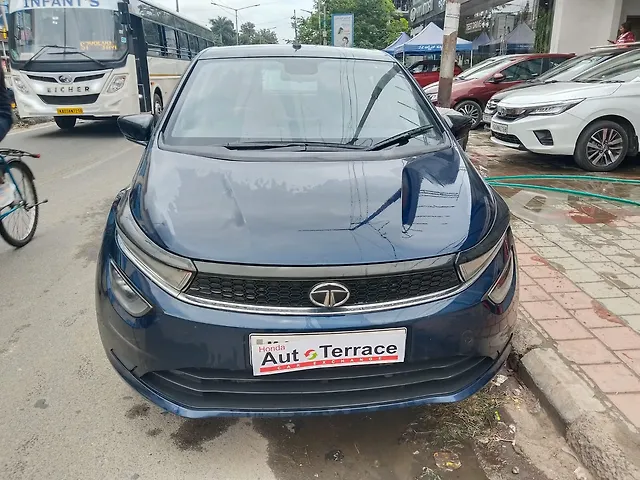 Used 2022 Tata Altroz in Bangalore