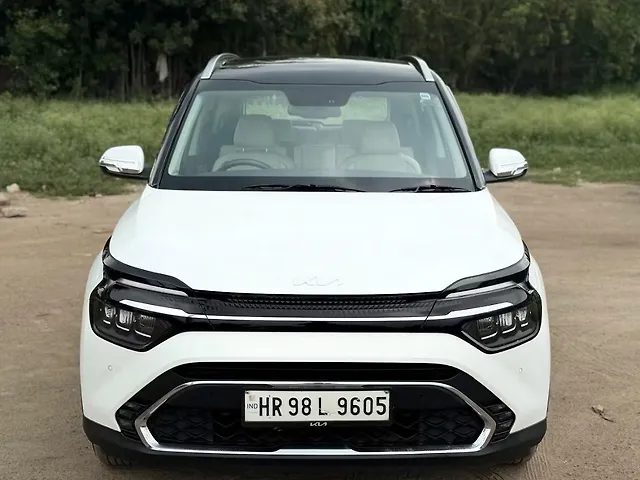 Used 2023 Kia Carens in Delhi