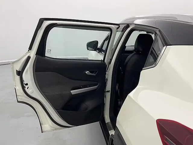 Used Nissan Magnite [2020-2024] XV Premium Turbo (O) CVT Dual Tone in Lucknow