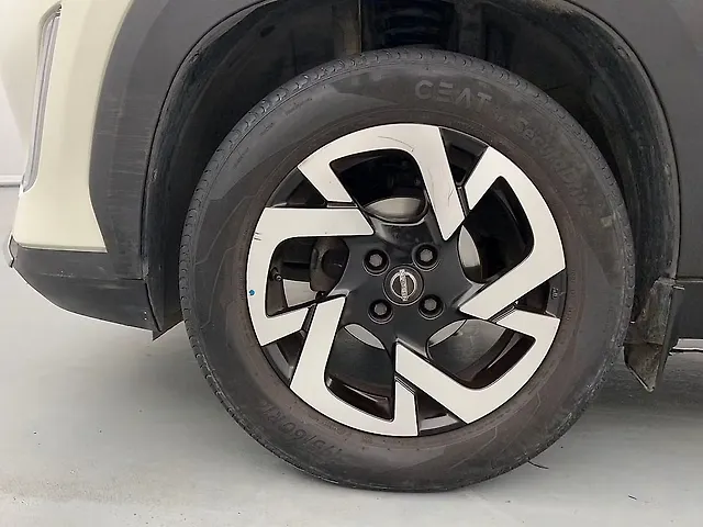 Used Nissan Magnite [2020-2024] XV Premium Turbo (O) CVT Dual Tone in Lucknow